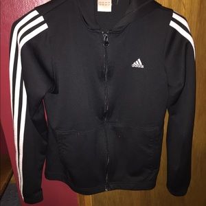 Adidas sweater, great condition the zipper works.